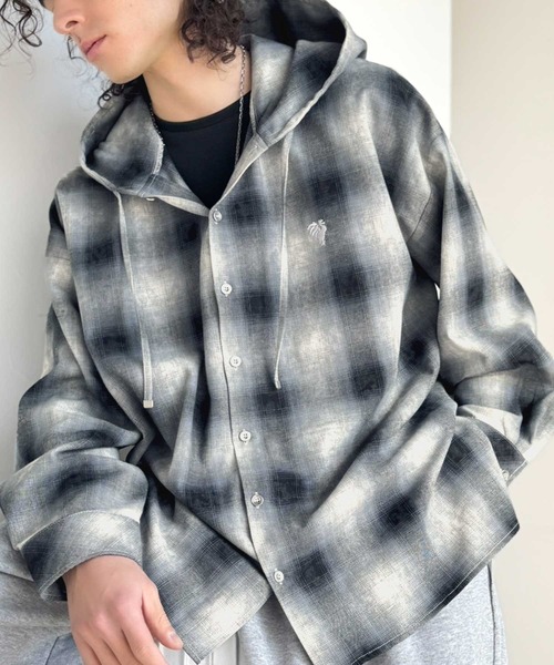 Java（ジャバ）の「《JaVaジャバコラボ》フードが醸す洗練された遊び心。ヴィンテージ風チェック柄シャツパーカー（シャツ/ブラウス・メンズ・ブラック/ブルー・LARGE/MEDIUM/SMALL）」の15枚目の写真