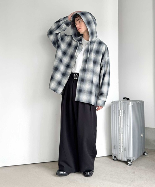 Java（ジャバ）の「《JaVaジャバコラボ》フードが醸す洗練された遊び心。ヴィンテージ風チェック柄シャツパーカー（シャツ/ブラウス・メンズ・ブラック/ブルー・LARGE/MEDIUM/SMALL）」の17枚目の写真