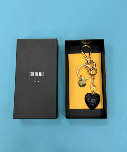 ITTI(イッチ)の「【ITTI for LULU】HEART KEY CHARM(その他小物・レディース・ピンク/ホワイト/ブラック・FREE)」の1枚目の写真