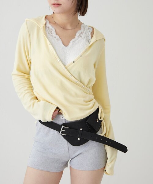 WHO'S WHO gallery（フーズフーギャラリー）の「スタッズリブカシュクールフーディ（パーカー・レディース・ブラック/オフホワイト/グレー/チャコールグレー/カーキ/ホワイト系その他/イエロー/ピンク・FREE）」の7枚目の写真