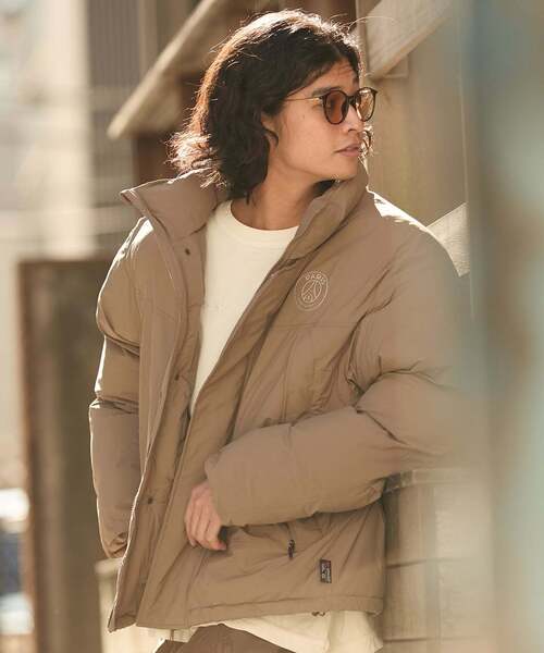 PARIS SAINT-GERMAIN(パリサンジェルマン)の「【Paris Saint-Germain / パリ・サン=ジェルマン】JP Monster Blouson(ダウンジャケット/コート・メンズ・ブラック/ベージュ・LARGE/MEDIUM)」の2枚目の写真