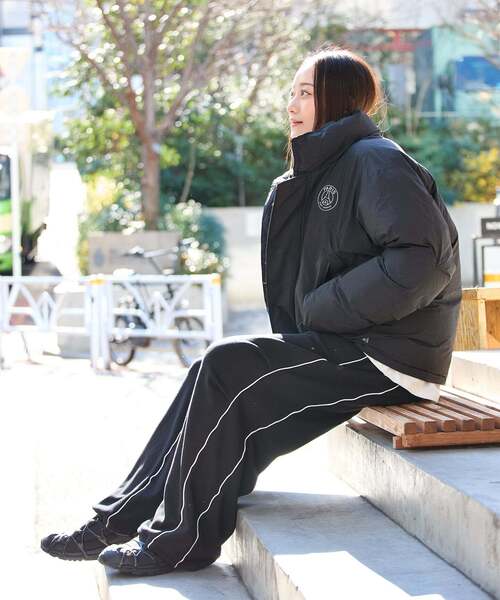 PARIS SAINT-GERMAIN(パリサンジェルマン)の「【Paris Saint-Germain / パリ・サン=ジェルマン】JP Monster Blouson(ダウンジャケット/コート・メンズ・ブラック/ベージュ・LARGE/MEDIUM)」の19枚目の写真