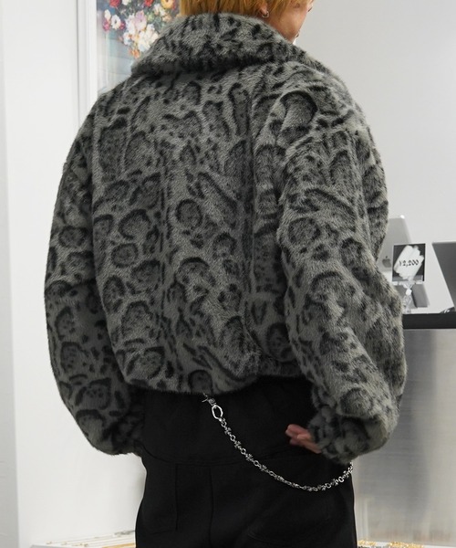 GLARE(グレア)の「【GLARE】レオパード クロップド ファーブルゾン / Leopard Cropped Fur Blouson(ブルゾン・メンズ・グレー/ブラウン・M/L)」の6枚目の写真