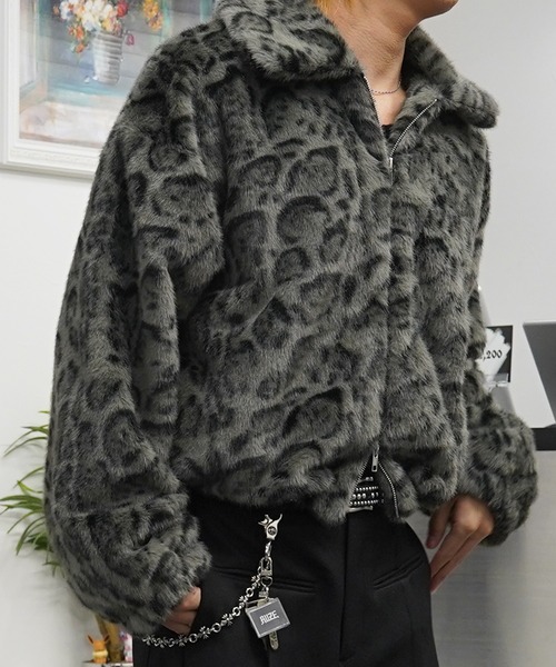 GLARE(グレア)の「【GLARE】レオパード クロップド ファーブルゾン / Leopard Cropped Fur Blouson(ブルゾン・メンズ・グレー/ブラウン・M/L)」の7枚目の写真