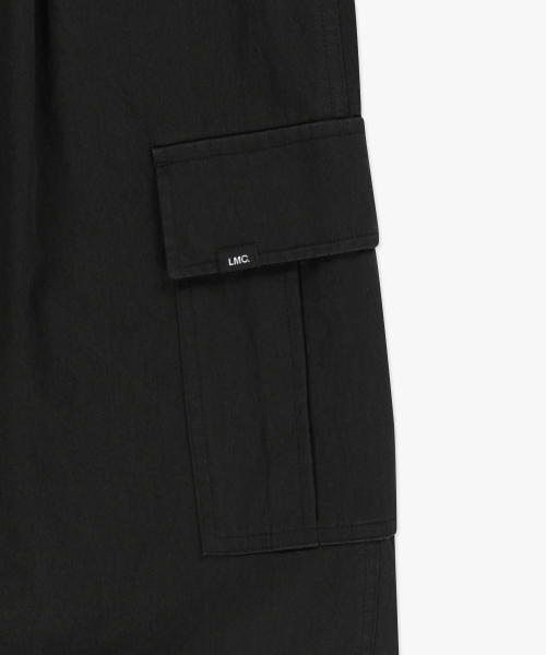LMCの「WIDE CARGO SHORTS black(その他パンツ・レディース・その他・S/M/L)」の2枚目の写真