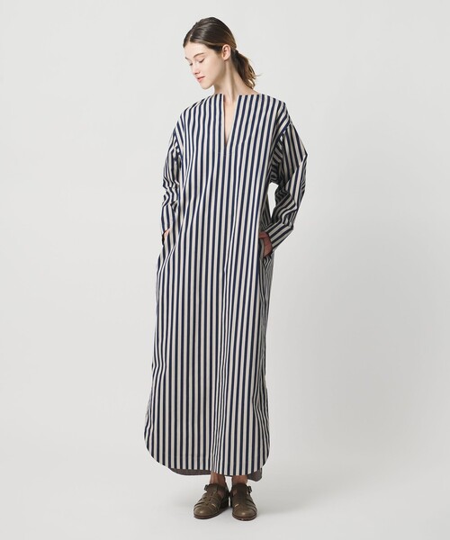 LOEFF（ロエフ）の「＜LOEFF＞ストライプ Vネック ドレス（ワンピース・レディース・ネイビー/ケリーグリーン・1/0）」の7枚目の写真