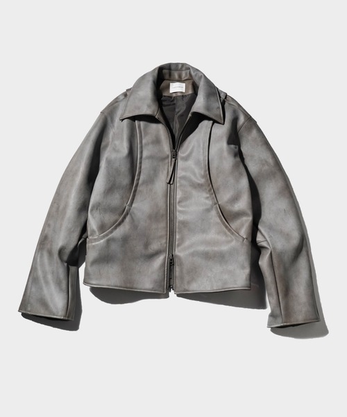 CAMPHOR WOOD(カンファーウッド)の「FADED SHORT LENGTH PU-LEATHER JACKET / フェードショート丈PUレザージャケット(ライダースジャケット・メンズ・ダークブラウン/スミクロ・LARGE/MEDIUM)」の5枚目の写真