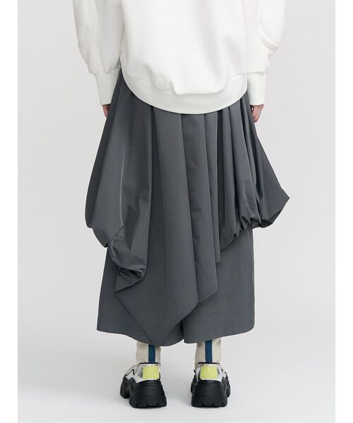 UN3D.（アンスリード）の「ASYMME LAYERED BALLOON PT / アシメレイヤードバルーンパンツ（その他パンツ・レディース・グレー/カーキ/ブラック・40/38/36）」の10枚目の写真