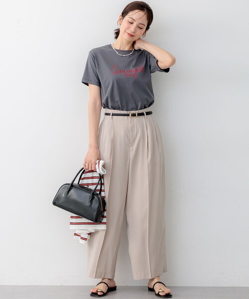 組曲(クミキョク)の「ロゴ刺繍 Tシャツ(Tシャツ/カットソー・レディース・ライトグレー系/ホワイト系・2/3)」の5枚目の写真