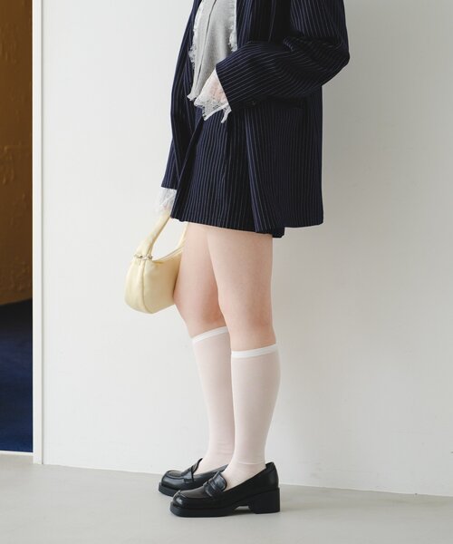 Kastane(カスタネ)の「SETUPレースショートパンツ(その他パンツ・レディース・アイボリー/ネイビー/グレー・FREE)」の11枚目の写真