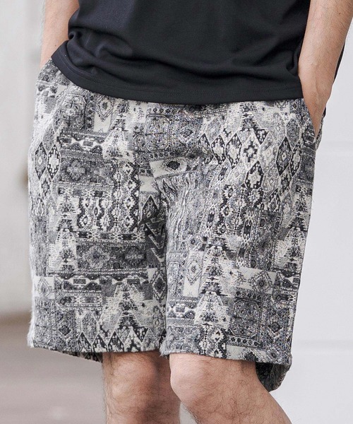 CAMBIO(カンビオ)の「mp14670-Gothic Jacquard Short Pants ショートパンツ(CAM26SS-005)(その他パンツ・メンズ・ブラウン系その他/ベージュ系その他/ブラック×ホワイト・L/M/S)」の4枚目の写真