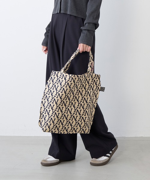 BINDU（ビンドゥー）の「【BINDU】ジャカードアウトステッチトートバッグ- JNY JQ SMALL REVERSE TOTE（トートバッグ・レディース・マルチ・FREE）」の2枚目の写真