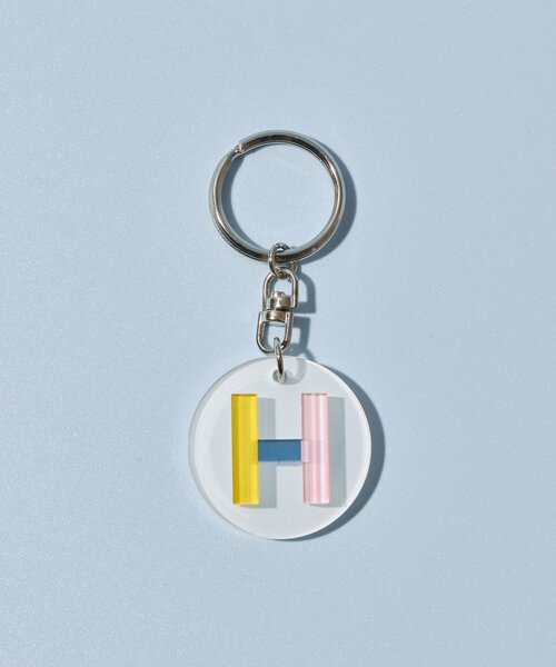 BIRTHDAY BAR（バースデイバー）の「Kindly Yours イニシャルキーチャーム（キーホルダー・レディース・グリーン/ホワイト/オレンジ/イエロー/パープル/ブルー・0）」の7枚目の写真