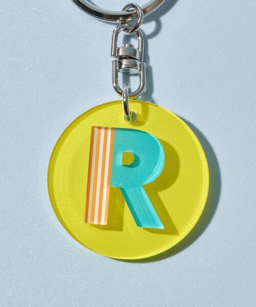 BIRTHDAY BAR（バースデイバー）の「Kindly Yours イニシャルキーチャーム（キーホルダー・レディース・グリーン/ホワイト/オレンジ/イエロー/パープル/ブルー・0）」の18枚目の写真