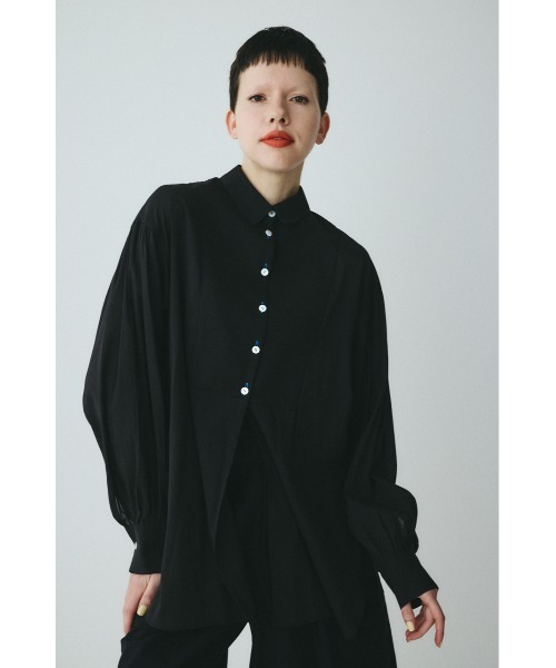 HeRIN.CYE(ヘリンドットサイ)の「Round hem shirt ラウンドヘムシャツ(シャツ/ブラウス・レディース・ブルー/オフホワイト/ブラック・FREE)」の6枚目の写真