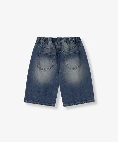MUSINSA STANDARD KIDS（ムシンサスタンダードキッズ）の「ビッグブラシバミューダデニムパンツ [ミディアムインディゴ]（デニムパンツ・レディース・その他・120/150/130/140/100/110/160）」の3枚目の写真