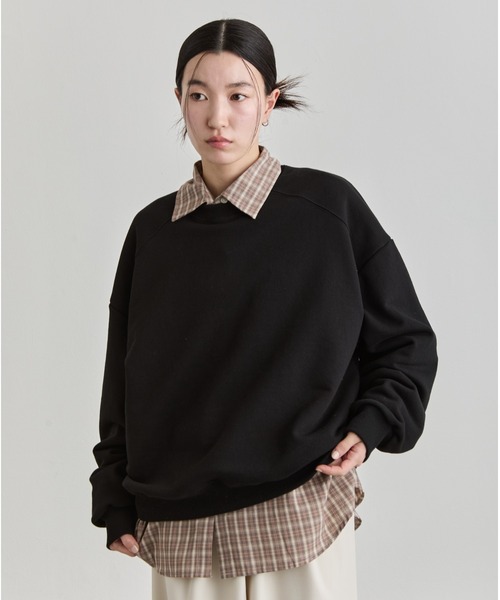 NUJOH（ヌゾ）の「One Shoulder Sweat Top / ワンショルダーウェットトップ（Tシャツ/カットソー・レディース・ブラック/ネイビー/ライトグレー/チャコールグレー・FREE）」の2枚目の写真