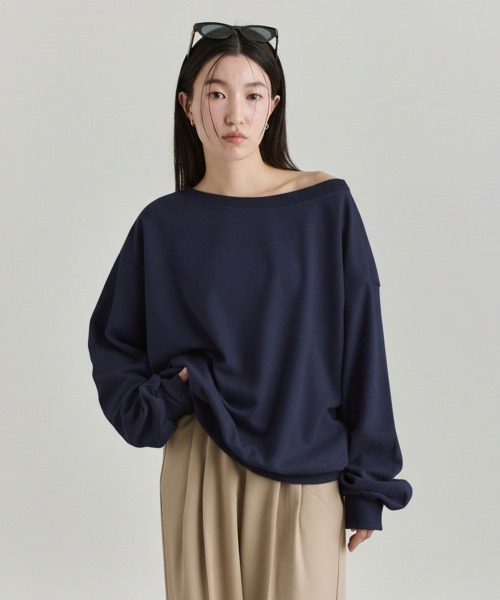 NUJOH（ヌゾ）の「One Shoulder Sweat Top / ワンショルダーウェットトップ（Tシャツ/カットソー・レディース・ブラック/ネイビー/ライトグレー/チャコールグレー・FREE）」の20枚目の写真