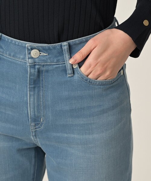 UNTITLED（アンタイトル）の「【追加/人気デニム】MAKE×DENIMスリムストレート（デニムパンツ・レディース・ブルー系その他/ブルー・04/03/02/00/50/48/46/44/42/01）」の22枚目の写真
