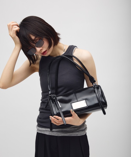 TONER（トナー）の「スクエアプレートスリムロングハンドバッグ/ロゴプレート付き（ショルダーバッグ・レディース・レッド/ブラウン/ブラック・FREE）」の19枚目の写真