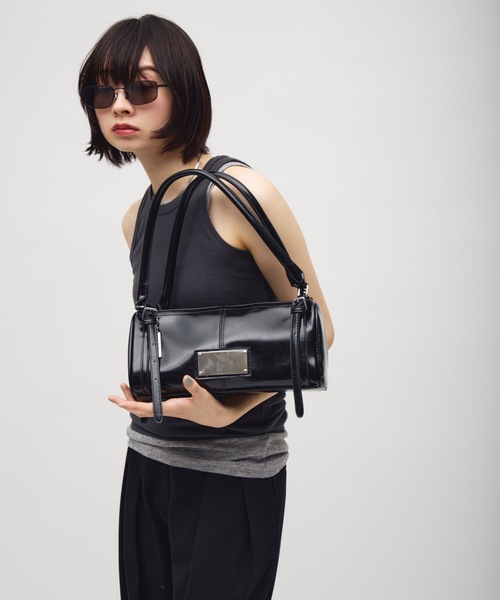 TONER（トナー）の「スクエアプレートスリムロングハンドバッグ/ロゴプレート付き（ショルダーバッグ・レディース・レッド/ブラウン/ブラック・FREE）」の21枚目の写真