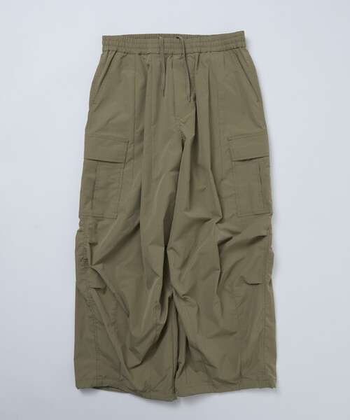 FREAK'S STORE（フリークスストア）の「限定展開 Quick Dry Fabric ワイドシルエット ポリリップクロス カーゴパンツ/UVカット/速乾（カーゴパンツ・メンズ・オリーブ/ブラック/チャコールグレー/ベージュ・SMALL/MEDIUM/LARGE）」の15枚目の写真