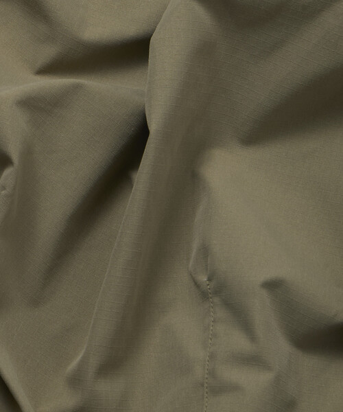 FREAK'S STORE（フリークスストア）の「限定展開 Quick Dry Fabric ワイドシルエット ポリリップクロス カーゴパンツ/UVカット/速乾（カーゴパンツ・メンズ・オリーブ/ブラック/チャコールグレー/ベージュ・SMALL/MEDIUM/LARGE）」の10枚目の写真