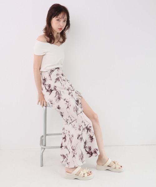 VIVIAN(ヴィヴィアン)の「クロスフリルやわらかソールサンダル(サンダル・レディース・ブラック/アイボリー・S/M/L/LL)」の7枚目の写真