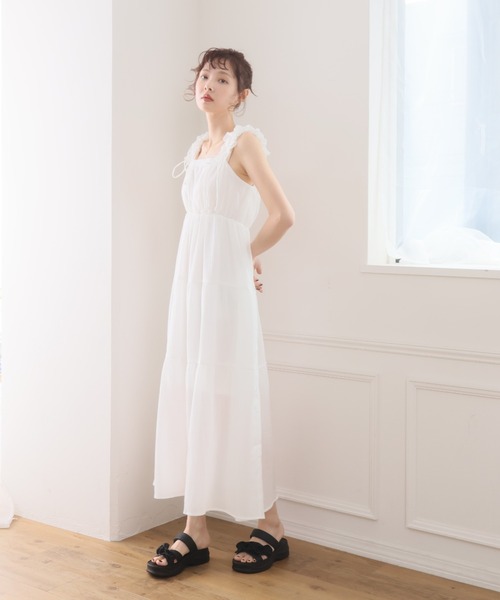 VIVIAN(ヴィヴィアン)の「クロスフリルやわらかソールサンダル(サンダル・レディース・ブラック/アイボリー・S/M/L/LL)」の12枚目の写真