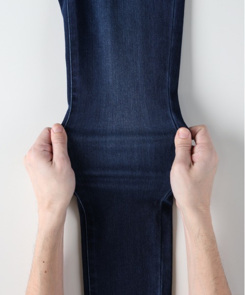 Right-on（ライトオン）の「【HONEYSUCKLE ROSE】ｎｏｂｅｅスキニーパンツ (ストレッチ / 美脚 / デニム)（デニムパンツ・レディース・ダークインディゴブルー・S/M/L/XL/XS）」の12枚目の写真