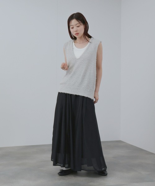 NAVY(ネイビー)の「NAVY 微光沢シアー タック フレアスカート(スカート・レディース・ブラック/グレー・M/L)」の6枚目の写真