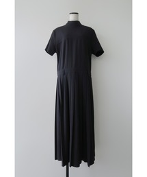 NOWNS（ナウンス）の「Celine | Pleats dress（ワンピース）」