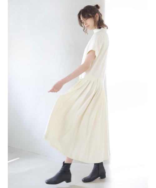 NOWNS（ナウンス）の「Celine | Pleats dress（ワンピース・レディース・アイボリー/ネイビー/チャコールグレー・FREE）」の10枚目の写真