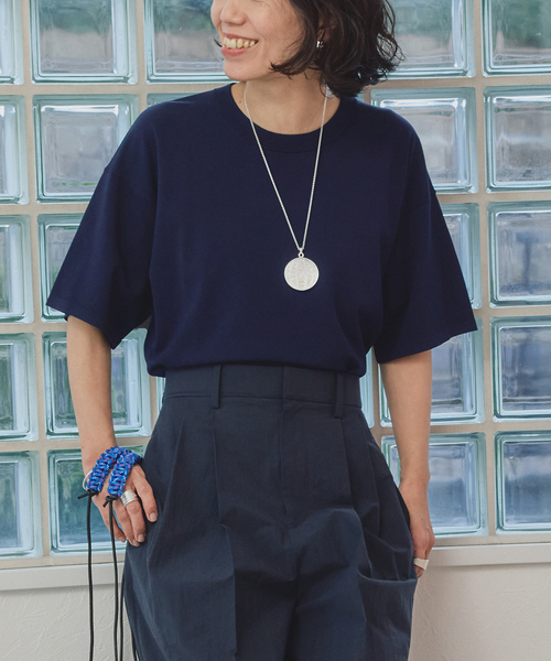 VERMEIL par iena(ヴェルメイユパーイエナ)の「ニットTシャツ(ニット/セーター・レディース・チャコールグレー/ホワイト/レッド/ネイビー・FREE)」の3枚目の写真