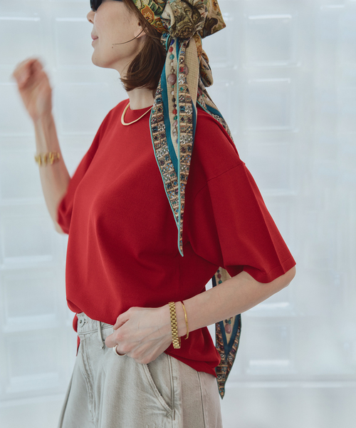 VERMEIL par iena(ヴェルメイユパーイエナ)の「ニットTシャツ(ニット/セーター・レディース・チャコールグレー/ホワイト/レッド/ネイビー・FREE)」の4枚目の写真