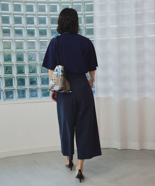 VERMEIL par iena(ヴェルメイユパーイエナ)の「ニットTシャツ(ニット/セーター・レディース・チャコールグレー/ホワイト/レッド/ネイビー・FREE)」の22枚目の写真