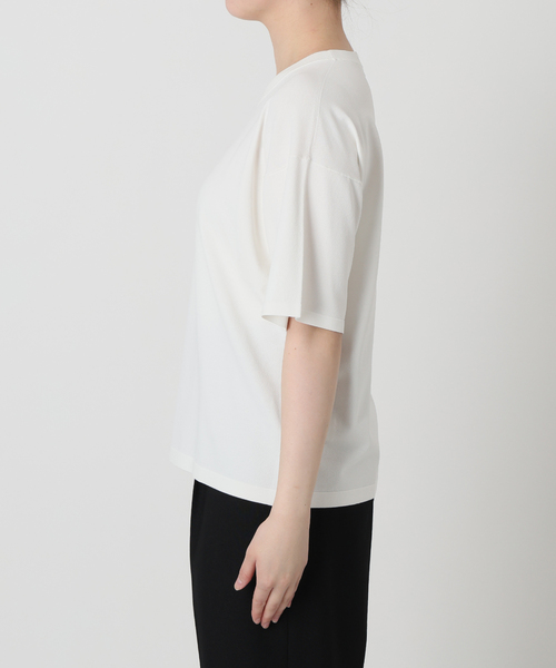 VERMEIL par iena(ヴェルメイユパーイエナ)の「ニットTシャツ(ニット/セーター・レディース・チャコールグレー/ホワイト/レッド/ネイビー・FREE)」の17枚目の写真