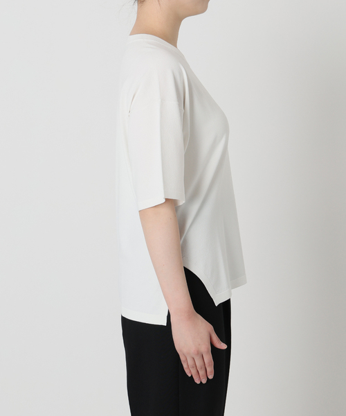 VERMEIL par iena(ヴェルメイユパーイエナ)の「ニットTシャツ(ニット/セーター・レディース・チャコールグレー/ホワイト/レッド/ネイビー・FREE)」の15枚目の写真