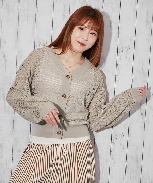 GORGE(ゴージ)の「《透かし編みショート丈》ニットカーディガン/フェミニン/春夏秋/全4色(カーディガン/ボレロ・レディース・サックスブルー/ブラック/オフホワイト/ライトグレー・F)」の3枚目の写真