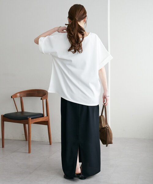 DISCOAT(ディスコート)の「【Noka】2WAYZIP使いプルオーバー(Tシャツ/カットソー・レディース・ブラック/ネイビー/オフホワイト・FREE)」の15枚目の写真