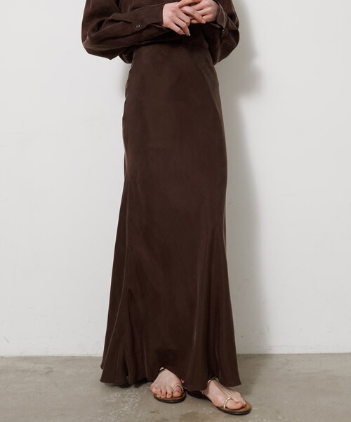 Whim Gazette（ウィムガゼット）の「キュプラフィブリルフレアスカート（スカート・レディース・カーキ/ブラウン/ベージュ・36/38）」の9枚目の写真