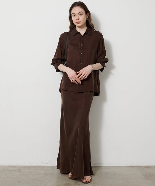 Whim Gazette（ウィムガゼット）の「キュプラフィブリルフレアスカート（スカート・レディース・カーキ/ブラウン/ベージュ・36/38）」の4枚目の写真