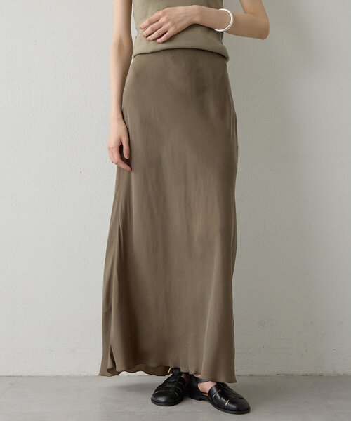 Whim Gazette（ウィムガゼット）の「キュプラフィブリルフレアスカート（スカート・レディース・カーキ/ブラウン/ベージュ・36/38）」の19枚目の写真