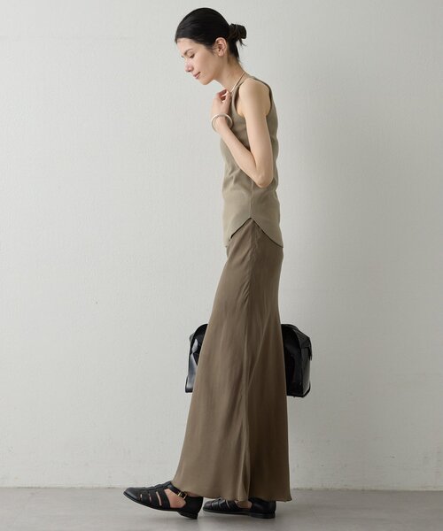 Whim Gazette（ウィムガゼット）の「キュプラフィブリルフレアスカート（スカート・レディース・カーキ/ブラウン/ベージュ・36/38）」の20枚目の写真