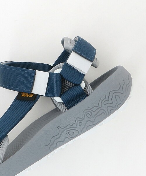 Teva(テバ)の「【WEB限定】<TEVA> Hydratrek Sandal(サンダル・レディース・ブラック/ロイヤルブルー・25cm/23cm/24cm/22cm)」の13枚目の写真