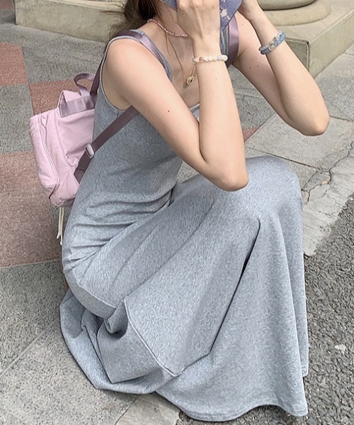 Teem Store(チームストア)の「スクエアネックベーシックノースリーブワンピース リラックス(ワンピース・レディース・ブラック/グレー/ネイビー/ミント/ホワイト・F)」の15枚目の写真