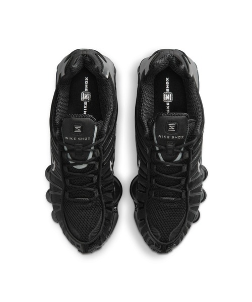 NIKE（ナイキ）の「NIKE/ナイキ WS ｼｮｯｸｽ TL（スニーカー・レディース・ブラック×シルバー・25.5cm/26cm/26.5cm/27cm/27.5cm/28cm/28.5cm/29cm/30cm/25cm/24.5cm/24cm/23.5cm/23cm）」の3枚目の写真