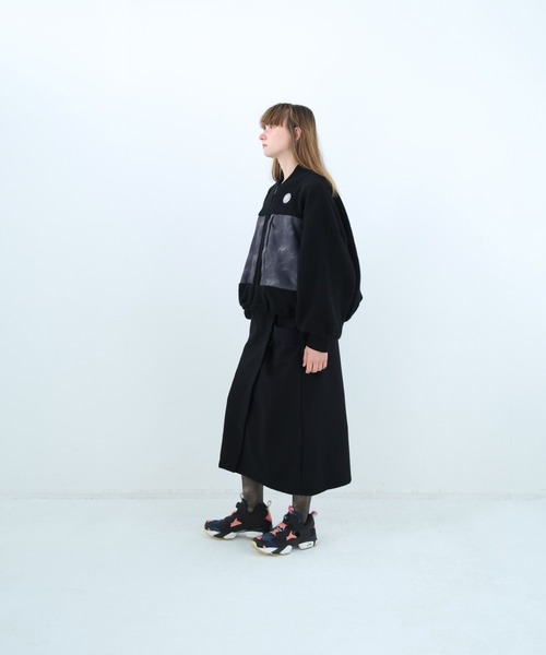 bedsidedrama(ベットサイドドラマ)の「BEDSIDEDRAMA/ベッドサイドドラマ/Outdoor Big Pocket Mix Blouson(ブルゾン・レディース・ブラック/グレー・2/1)」の4枚目の写真