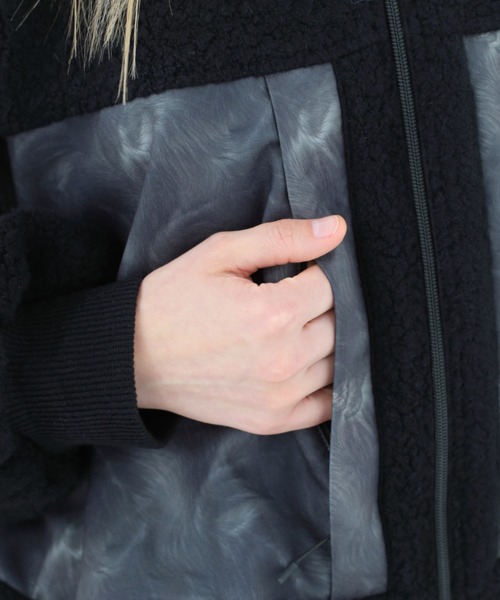 bedsidedrama(ベットサイドドラマ)の「BEDSIDEDRAMA/ベッドサイドドラマ/Outdoor Big Pocket Mix Blouson(ブルゾン・レディース・ブラック/グレー・2/1)」の8枚目の写真
