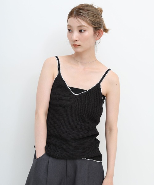 select MOCA（セレクトモカ）の「リネンタッチバイカラーパイピングニットキャミ（キャミソール・レディース・ベージュ/オフホワイト/ブラック・FREE）」の2枚目の写真